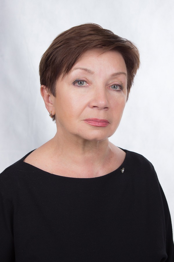 Медведева Наталья Ивановна.